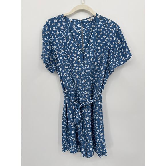 Rails Blue and White Boho Floral Short Sleeve Tie Waist Romper Rayon Small EUC - Picture 2 of 9